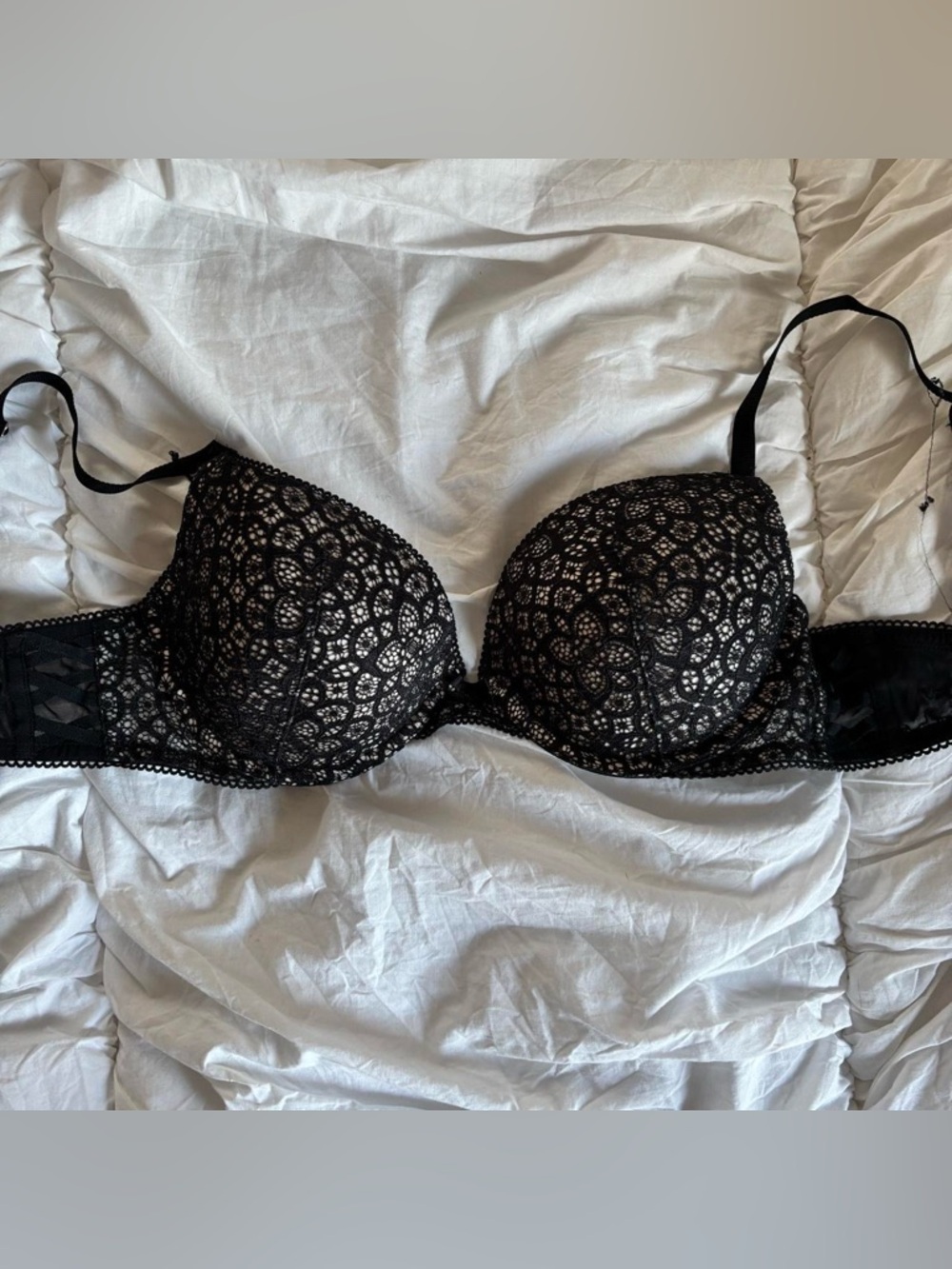 Black Lace Push-Up Bra - Victoria Secrect